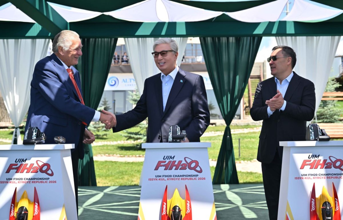Токаев вместе с лидерами стран ЦА дал старт мировым гонкам F1H2O