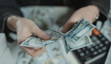 В Степногорске директор и кассир вынесли из банка более 255 млн тенге