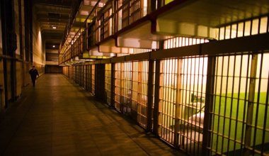 При проверке посетительницы СИЗО в Караганде обнаружили неожиданную находку