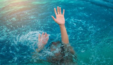 4-летний ребёнок утонул в фитнес-клубе в Шымкенте
