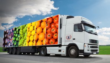 На границе с Мангистау образовалась очередь из фур с овощами