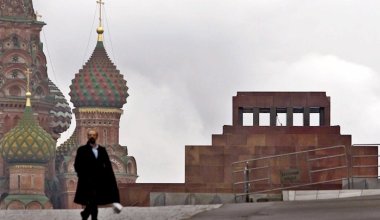 Пьяный россиянин пытался украсть тело Ленина