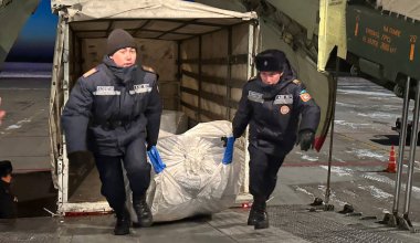 Борт с дополнительной гуманитарной помощью вылетел из Казахстана в Турцию