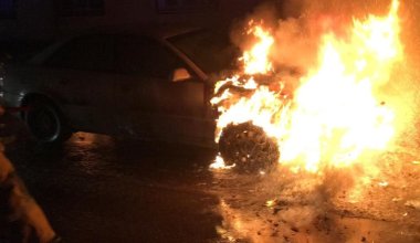 Подробности поджога авто своего оператора рассказал журналист Борейко