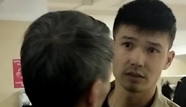 В сети появилось видео нападения провокатора на доверенное лицо в Алматы