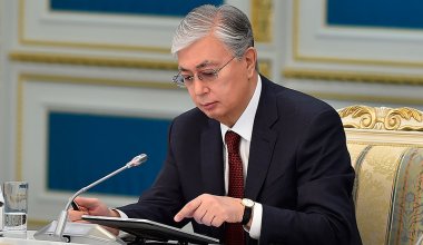 Токаев подписал два новых указа: кто получил и сдал пост