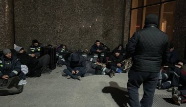 Протест рабочих из Жанаозена: всех задержанных отправят домой, стороны "пришли к компромиссу"