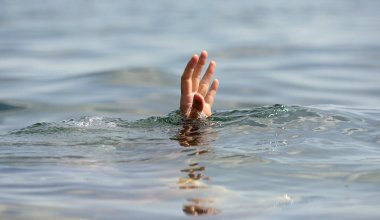 7-летний мальчик упал в Иртыш. Тело нашли прохожие