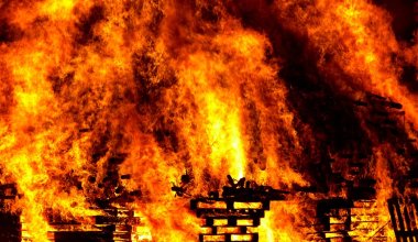 Были дома одни: при пожаре в Костанайской области погибли двое детей