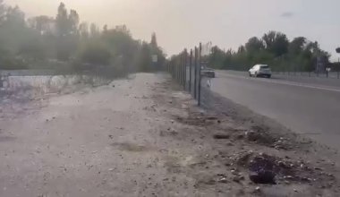 В КНБ Казахстана объяснили, почему на границе с Кыргызстаном стоят заграждения