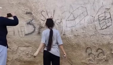 Вандалы из Мангистауской области портят ущелье Ыбыкты сай