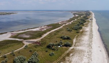 Взрыв на Каховской ГЭС: оккупированная Россией Кинбурнская коса отрезана от материка