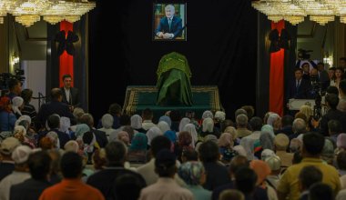 В последний путь проводили Бердибека Сапарбаева в Алматы