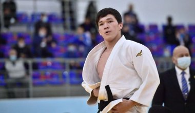 Казахстанцы завоевали две медали во второй день турнира Grand Slam