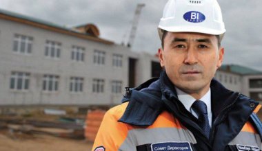 В Астане на стройке BI Group рухнули два башенных крана (ВИДЕО)