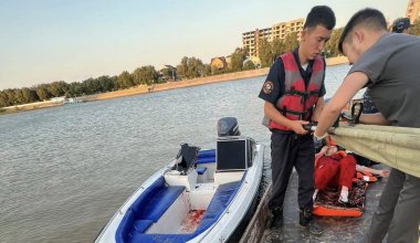 При столкновении двух катеров в Атырау пострадали девять человек