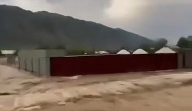 Ливневый сток повредил дорогу в Алматинской области
