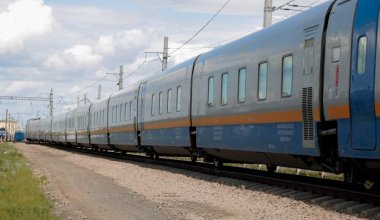 Ужас и кошмар: жительница Атырау пожаловалась на адскую жару в поезде