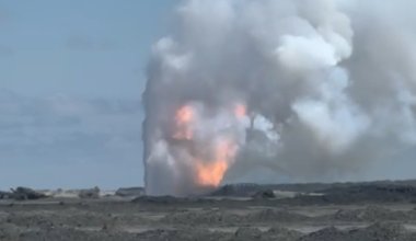 Больше месяца тушат пожар на месторождении в Мангистау: может произойти взрыв