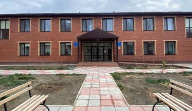 Воспитанников детдома в Атырау заставляют пить воду из унитаза