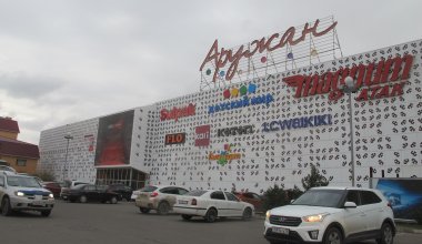 В торговом центре Астаны загорелся батут