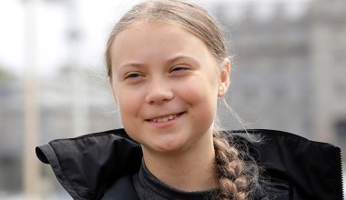 Суд назначил Грете Тунберг штраф