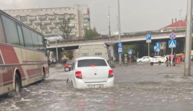 Вслед за Астаной и Алматы: еще один город Казахстана затопило