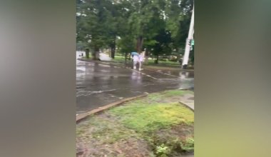 Еще один город Казахстана затопило после дождя