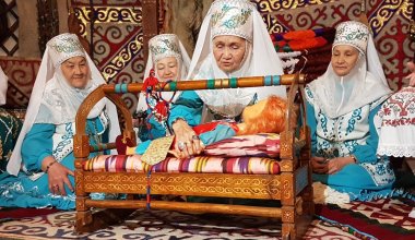 Названы самые популярные имена новорожденных в Казахстане