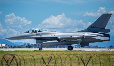 Украина не получит истребители F-16 до весны