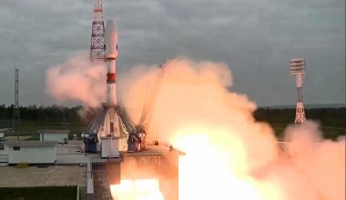Российский корабль "Луна-25" разбился при столкновении с Луной