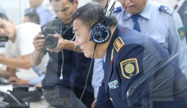 Систему безопасности в школах Шымкента проверил министр Ахметжанов
