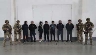 Елдоса Коспаева и членов его ОПГ этапировали из Северного Кипра в Казахстан