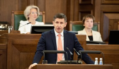 Преследование Россией: экс-депутат Латвии смог вернуться домой с помощью Казахстана