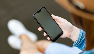 Половина населения Земли до сих пор не пользуются смартфонами