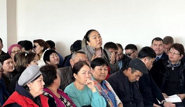 Много смертельных ДТП: сельчане просят построить пешеходный мост на автобане Алматы – Конаев
