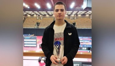 Юный казахстанский теннисист завоевал две медали за два дня