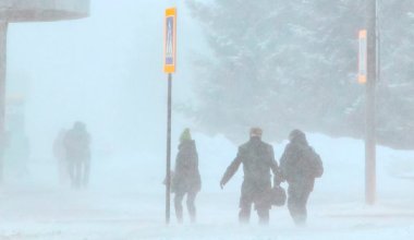 Почти по всему Казахстану объявили штормовое предупреждение