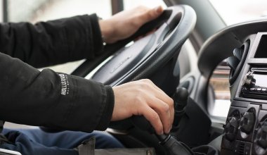 Стоит ли садиться за руль 1 января, рассказали эксперты