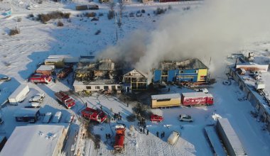 В Костанае сгорела гостиница: есть погибшая