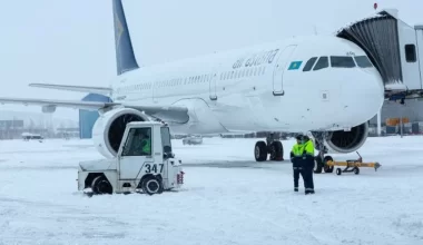 Не вылетевшим из столичного аэропорта вернут полную стоимость билета - Минтранспорта