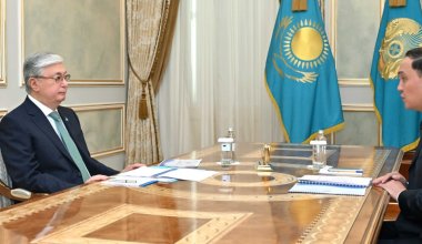 О чем говорили Токаев и аким Жамбылской области Карашукеев