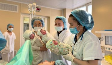 Первая в новом году тройня родилась в Астане