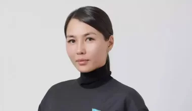 Не выдержала и года: республиканка Шукижанова сложила депутатские полномочия