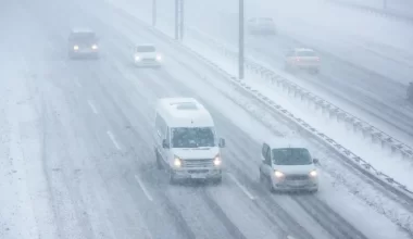 Движение ограничено на двух республиканских трассах в Казахстане