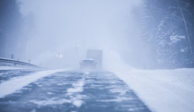 Движение транспорта ограничили в 11 областях Казахстана