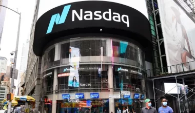 Фьючерсы Nasdaq выросли на два процента