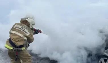 На складе в Алматы возник пожар по повышенному рангу
