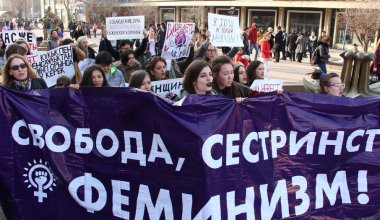 Акиматы нескольких городов отказали в проведении митингов 8 марта