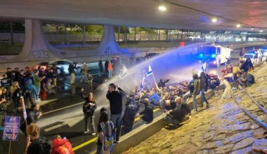 В Тель-Авиве возобновились антиправительственные митинги